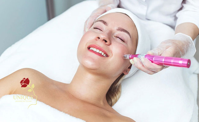 What is microneedling?